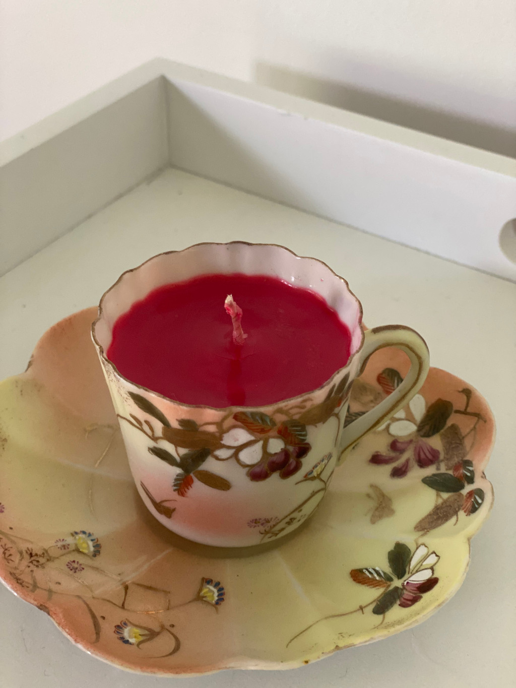 Scented soy candle